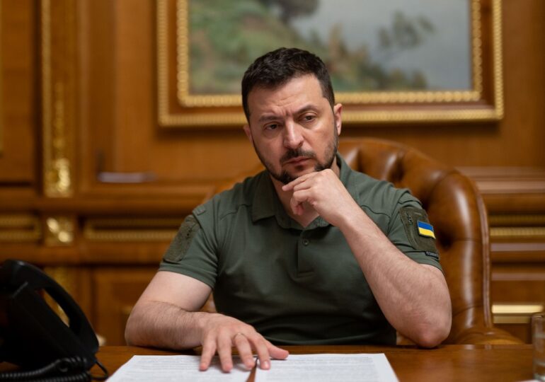 Zelenski încearcă să se opună planului de pace propus de SUA. Ideea lui Trump: Rusia, „chiriașă” în Donbas