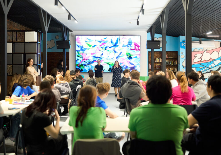 BCR și Google formează prima generație de traineri AI din hub-urile ZBOR