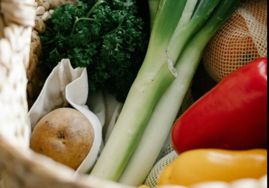 Nu sună bine, dar ar putea fi o rezolvare: bacteriile din alimentele contaminate, exterminate cu virusuri?