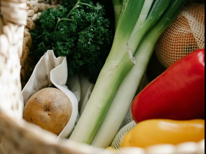 Nu sună bine, dar ar putea fi o rezolvare: bacteriile din alimentele contaminate, exterminate cu virusuri?