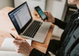 Aplicația care te întinerește cu 10 ani în câteva săptămâni. Concluziile unui studiu canadian