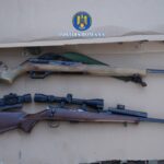 Arme letale trimise din Spania în România printr-o firmă de curierat. Doi bărbați au fost reținuți (Video)