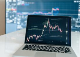 Bursa de la București pierde aproape 15 miliarde de lei într-o săptămână. Companiile cu cele mai mari scăderi