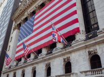 Tranzacții de peste 1 miliard de dolari, plasate suspect de bine înaintea unor momente-cheie din războiul din Iran. Ce ridică semne de întrebare