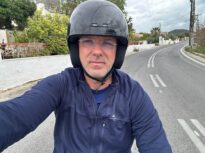 Cum și-a falsificat ministrul Ionuț Moșteanu primul CV ca membru al Guvernului. Universitatea Athenaeum: „Nu a fost niciodată student la noi”