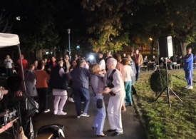 Cine și cum transformă marile parcuri ale București în iarmaroace, cu grătare și muzică de pahar (Foto&Video)