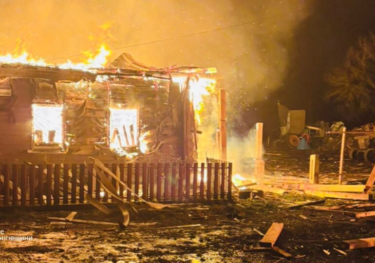 <span style="color:#990000;">Ziua 1370</span> Noapte de foc: Zaporojie, sub tir neîntrerupt, cinci zone lovite în Harkov. Kievul vizează ținte strategice. FSB ucide doi sabotori