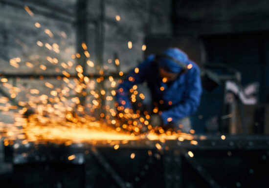 Nămolul din apele uzate, noua armă a Europei pentru „oțelul verde”