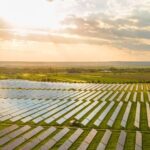 Cu bani din PNRR, a fost pus în funcțiune cel mai mare parc fotovoltaic din România construit pe teren degradat (Video)