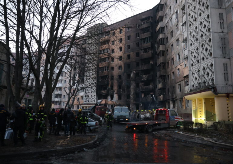 <span style="color:#990000;">Ziua 1368</span> Moscova anunță câștiguri, Kievul neagă. Stație electrică din Crimeea ocupată, distrusă. Papa primește copii ucraineni repatriați