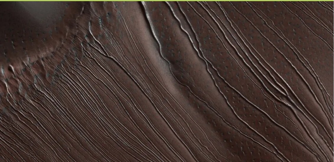 S-a aflat în sfârșit cum au fost create misterioasele șanțuri de pe Marte