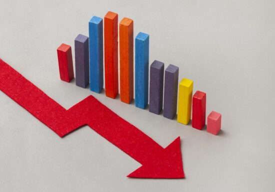 Nazare: Economia nu se prăbușește. Prognoză de creștere pentru 2026