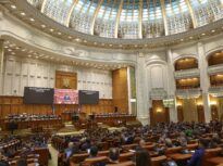 Strategia Națională de Apărare trece lejer de Parlament. De ce a fost comparată cu un pom de Crăciun