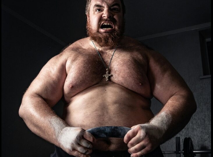 Social media lansează trenduri care mai de care mai ciudate și periculoase. Terapia cu testosteron, cerută abuziv de bărbați