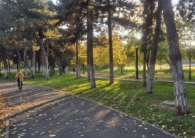 Vreme caldă, cu temperaturi de până la 25 de grade. Când începe să se facă frig