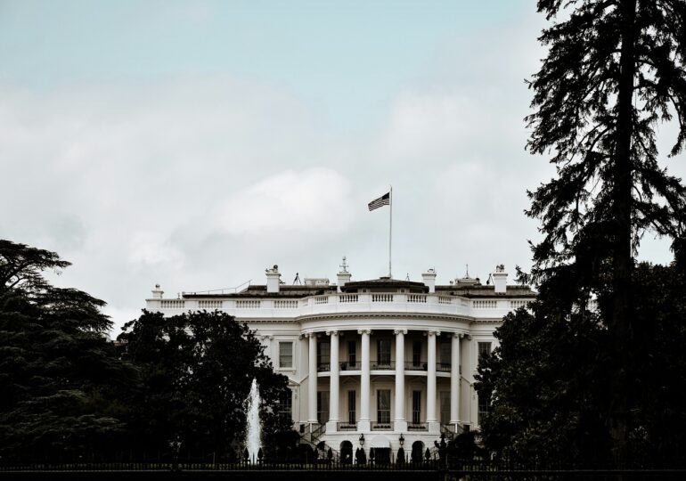 Noua Strategie de Securitate a SUA, publicată de Casa Albă: Trump avertizează că Europa se confruntă cu „ștergerea civilizației” și laudă ascensiunea suveraniștilor