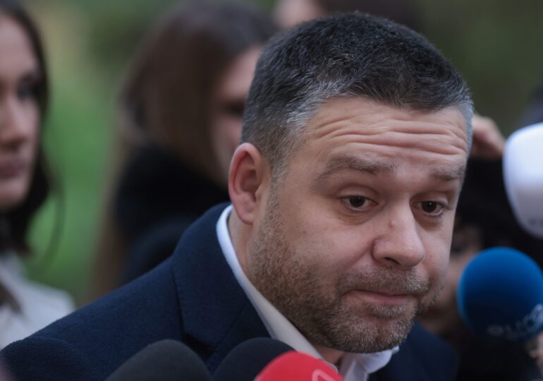 Să nu ne îmbătăm cu... Ciucu