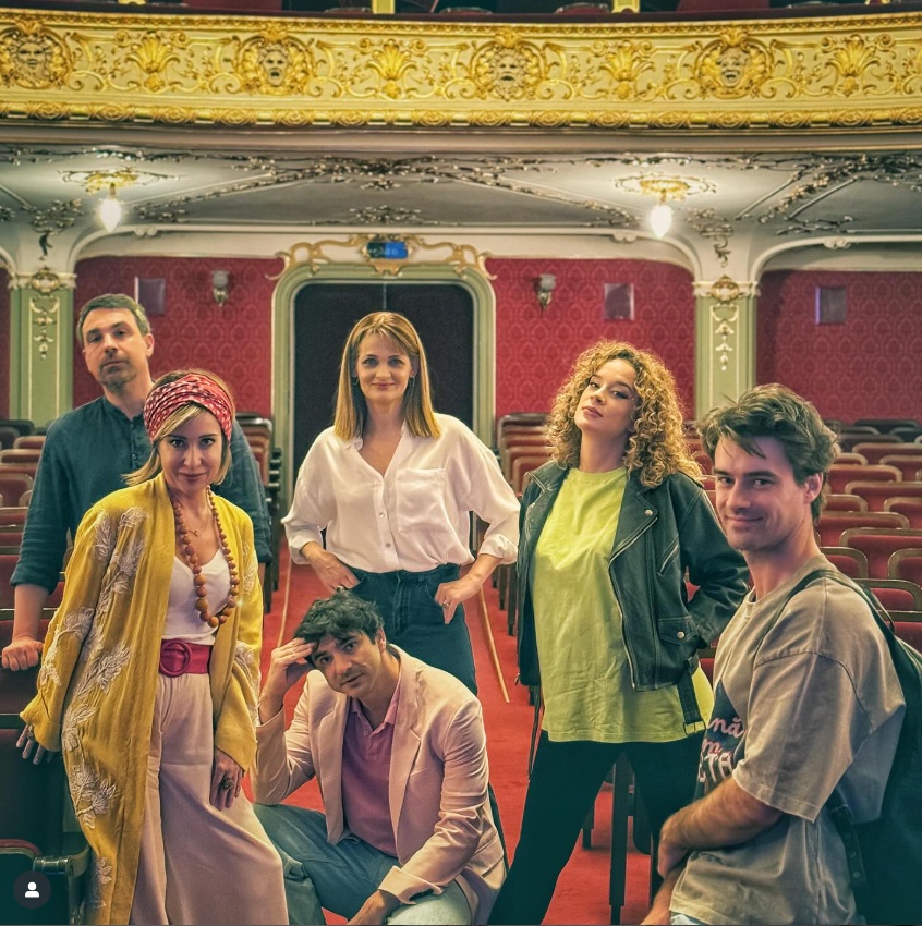 Comedie din greseala_foto