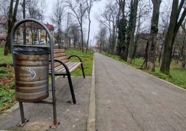 Micul parc de 50 de milioane de euro: cum a ajuns Primăria Capitalei să cumpere spațiu verde la preț de apartament la cheie și să-l lase în paragină