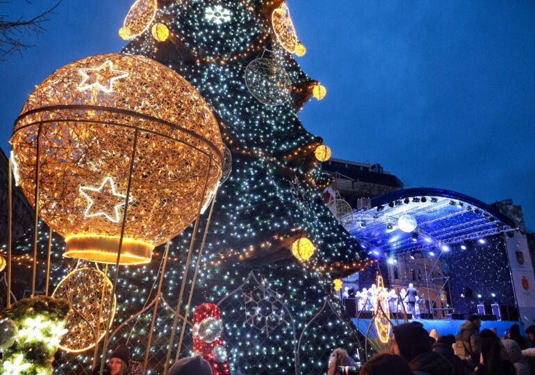 Ziua 1401 Crăciunul dronelor. Flăcări în porturi. Pace în 90 de zile