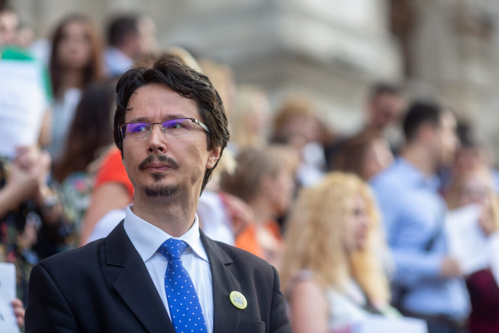 Judecătorii români eliberați din sclavie în urma unui proces câștigat de Cristi Danileț. Care sunt efectele