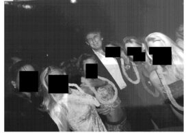 Noi fotografii din controversatul dosar Epstein, cu Donald Trump înconjurat de femei, au fost publicate de democrați