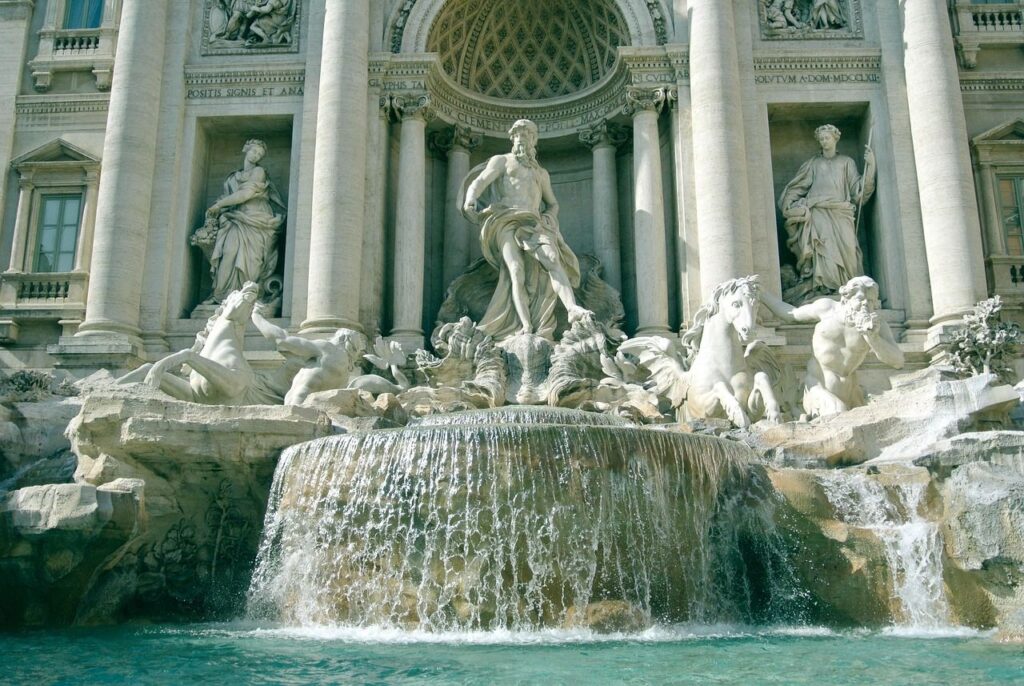 Accesul la Fontana di Trevi se va face contra cost