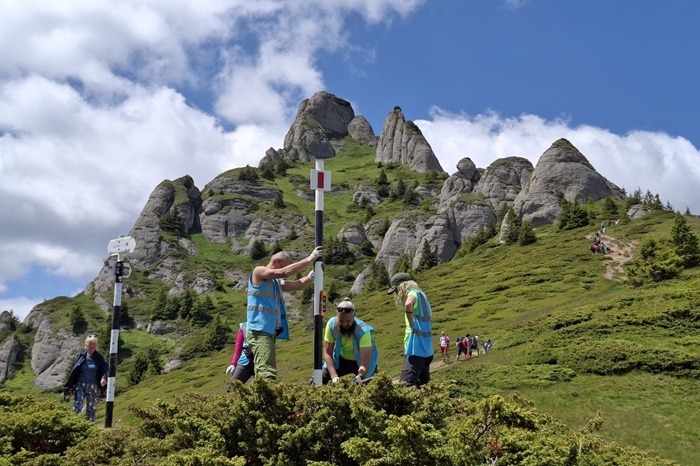 Traseu emblematic din Munții Ciucaș, reabilitat complet de voluntari