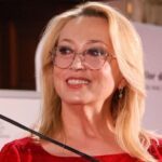 Cauzele pe care le susținem spun cine suntem ca oameni și ca societate. Chiar acum, putem face diferența între viață și moarte