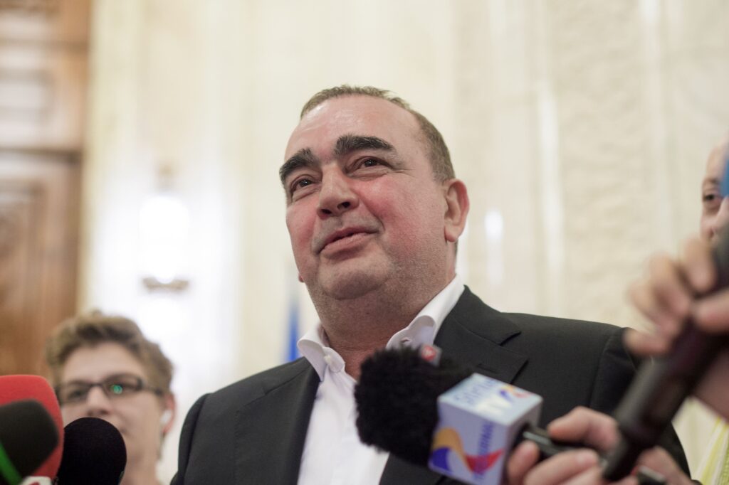 CNSAS: Unul dintre candidații la Primăria Capitalei a fost cadru al Securității comuniste
