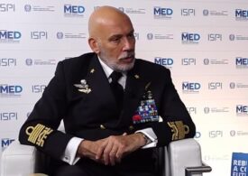 NATO ia în considerare adoptarea unei atitudini „mai agresive” împotriva războiului hibrid al Rusiei