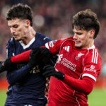 Antrenorul lui PSV n-a avut nici acum răbdare cu Dennis Man. Înlocuit la pauză după cifre foarte slabe