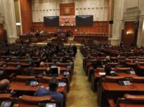 PNL și USR vor boicota toate activitățile parlamentare de la Camera Deputaților. PSD: S-au semnat să ia azi banii, deși nu au venit la muncă (Video)