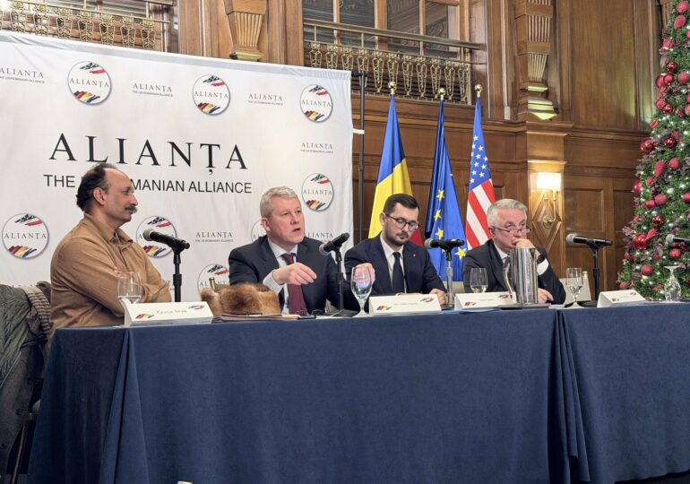 În timp ce în România i se cere demisia, Cătălin Predoiu este premiat la Washington pentru „contribuția la statul de drept”