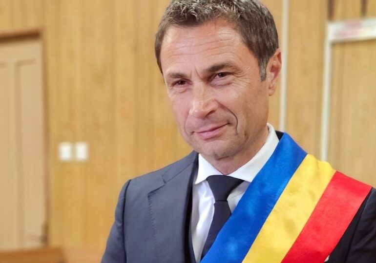 Revelion după gratii pentru primarul Mangaliei, care a luat peste 600.000 de euro mită