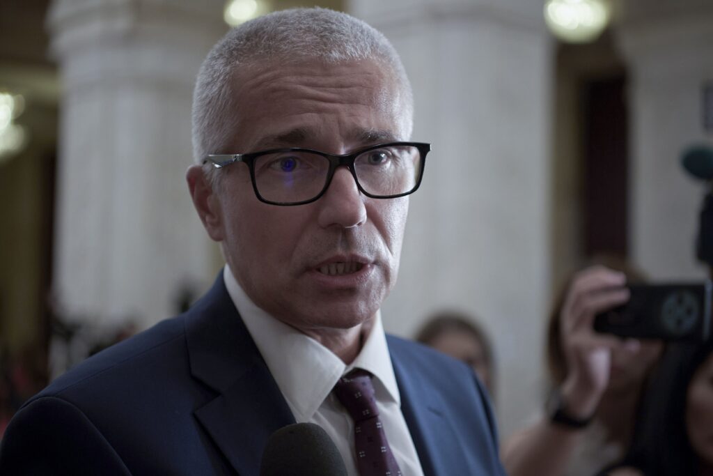 PressOne: Peste jumătate din teza de doctorat a ministrului Justiției e plagiată. Copy-paste masiv din 3 lucrări. PSD și Radu Marinescu pun atacul pe seama numirilor de șefi la Parchete