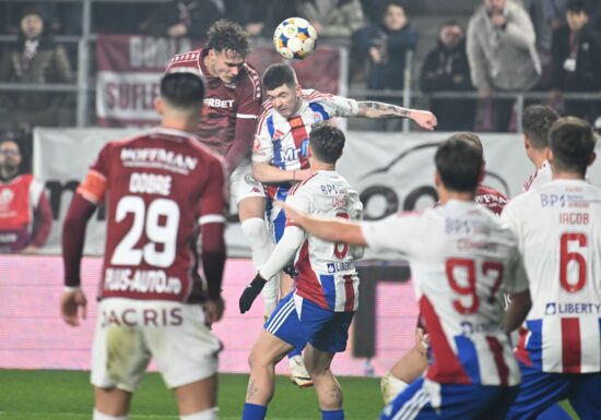 Lidera Rapid pierde clar acasă cu Oțelul, care aruncă mănușa celor de la FCSB în lupta la play-off