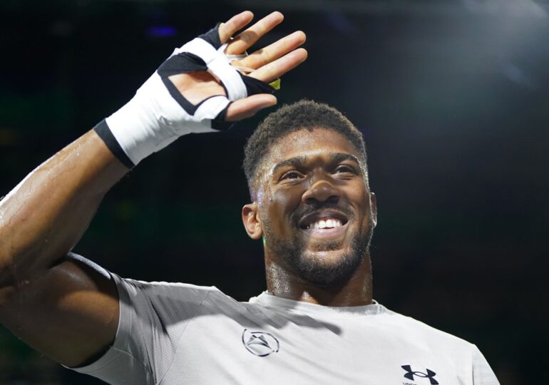 Anthony Joshua l-a făcut KO pe Jake Paul