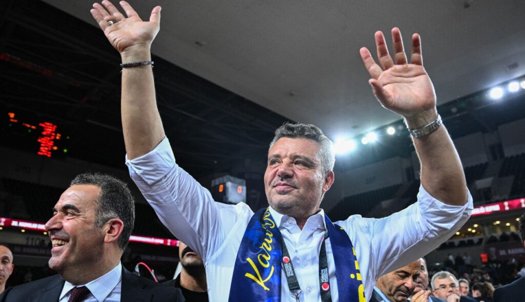 Președintele lui Fenerbahce, eliberat după ce a fost prins cu droguri