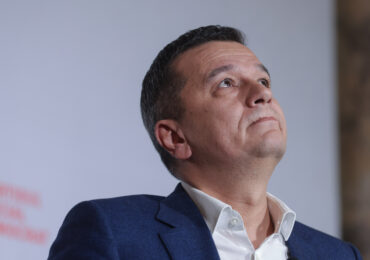 Grindeanu spune că PSD nu se lasă și încearcă să strângă voturile pentru noul guvern. Acuzații vechi și noi la adresa PNL și USR