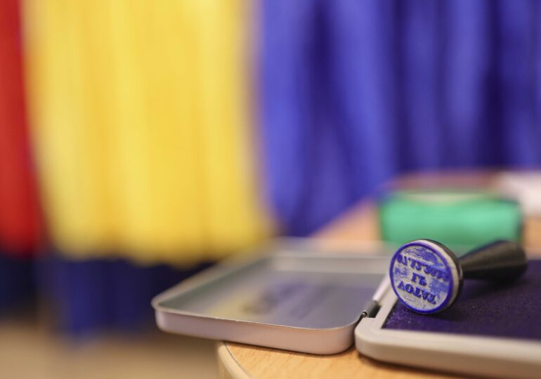 <span style="color:#990000;">LIVE</span> Prezența la vot în București. Mobilizare încă sub nivelul din 2024, dar ritmul crește de la o oră la alta. Tinerii lipsesc. Sectorul 6 e în frunte