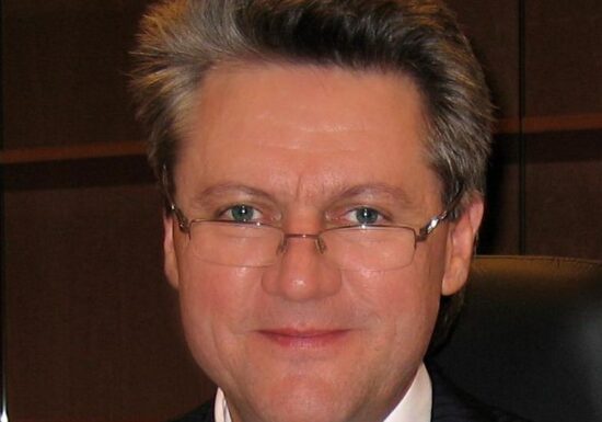 Profesor de drept: Judecătorii CCR care au părăsit deliberarea „s-au autodemis”