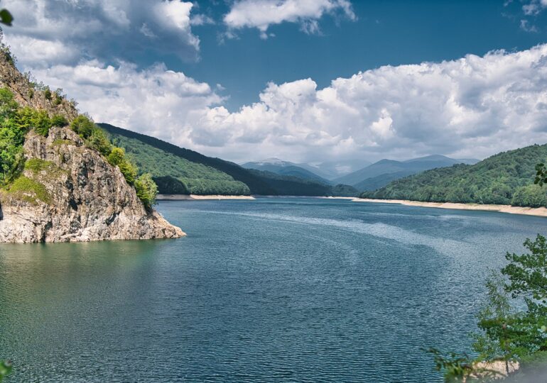 Avertismentul unui fizician, după criza de la Paltinu: România trebuie să ia măsuri urgente în cazul barajelor din beton, suntem deja pe o pantă periculoasă