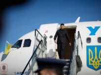 Avionul lui Zelenski, urmărit de drone militare suspecte, înainte de aterizarea la Dublin