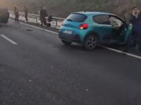 Grav accident în județul Olt. Au fost implicate 11 mașini în care se aflau 32 de persoane (Video)