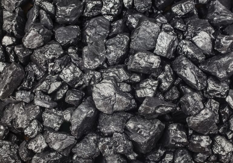 Statul pornește centrala pe cărbune de la Paroșeni pentru a acoperi lipsa energiei produsă la Brazi