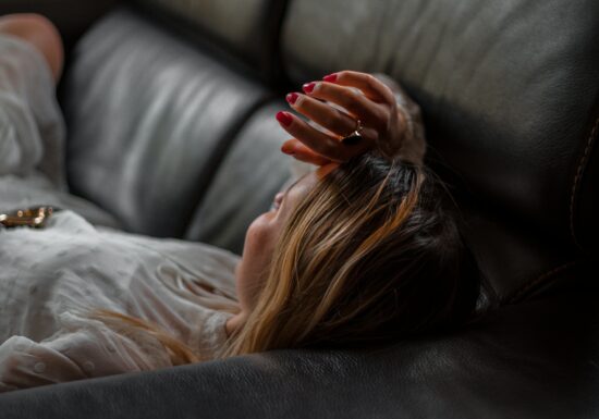 Cum îți poți susține sistemul nervos și energia zilnică într-un stil de viață solicitant