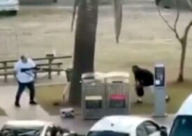 Cine este eroul care s-a luptat cu mâinile goale cu un atacator înarmat pe plaja Bondi, din Australia (Video)