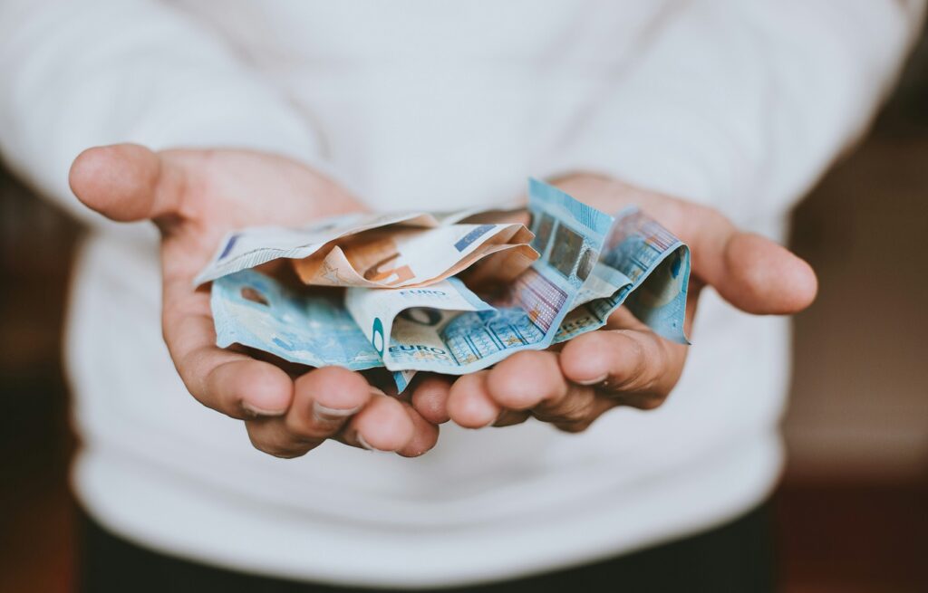 Cei mai mulți dintre europeni cred că pensiile de stat sunt în pericol și resping soluțiile pe care le propun guvernele