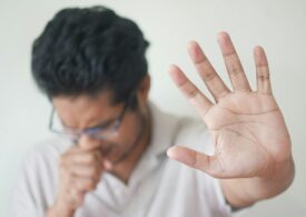 Epidemie de super-gripă în Marea Britanie tocmai când medicii se pregătesc de grevă